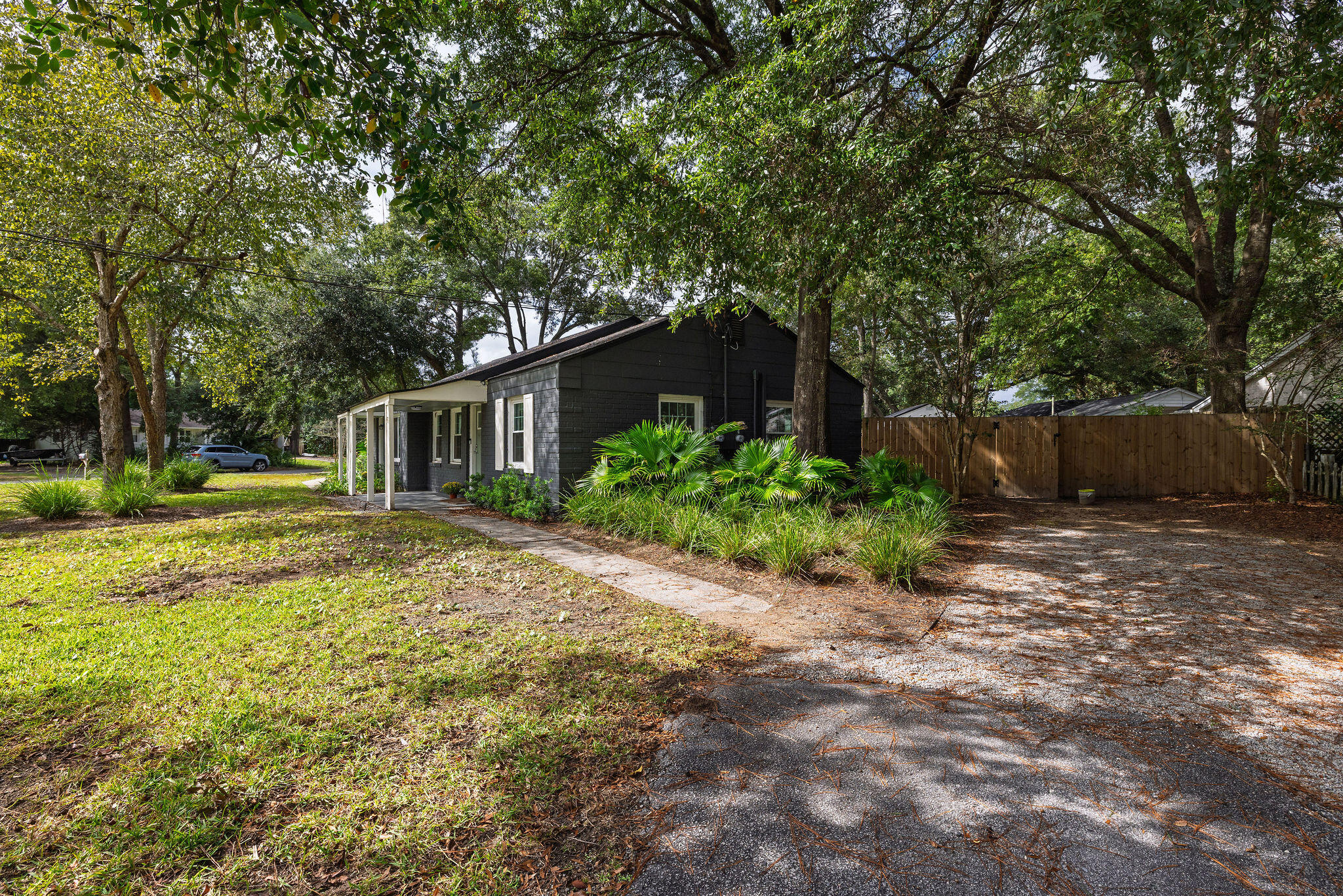2 Ellen Avenue Mount Pleasant, SC 29464 - Photo 21 of 47 413A3425