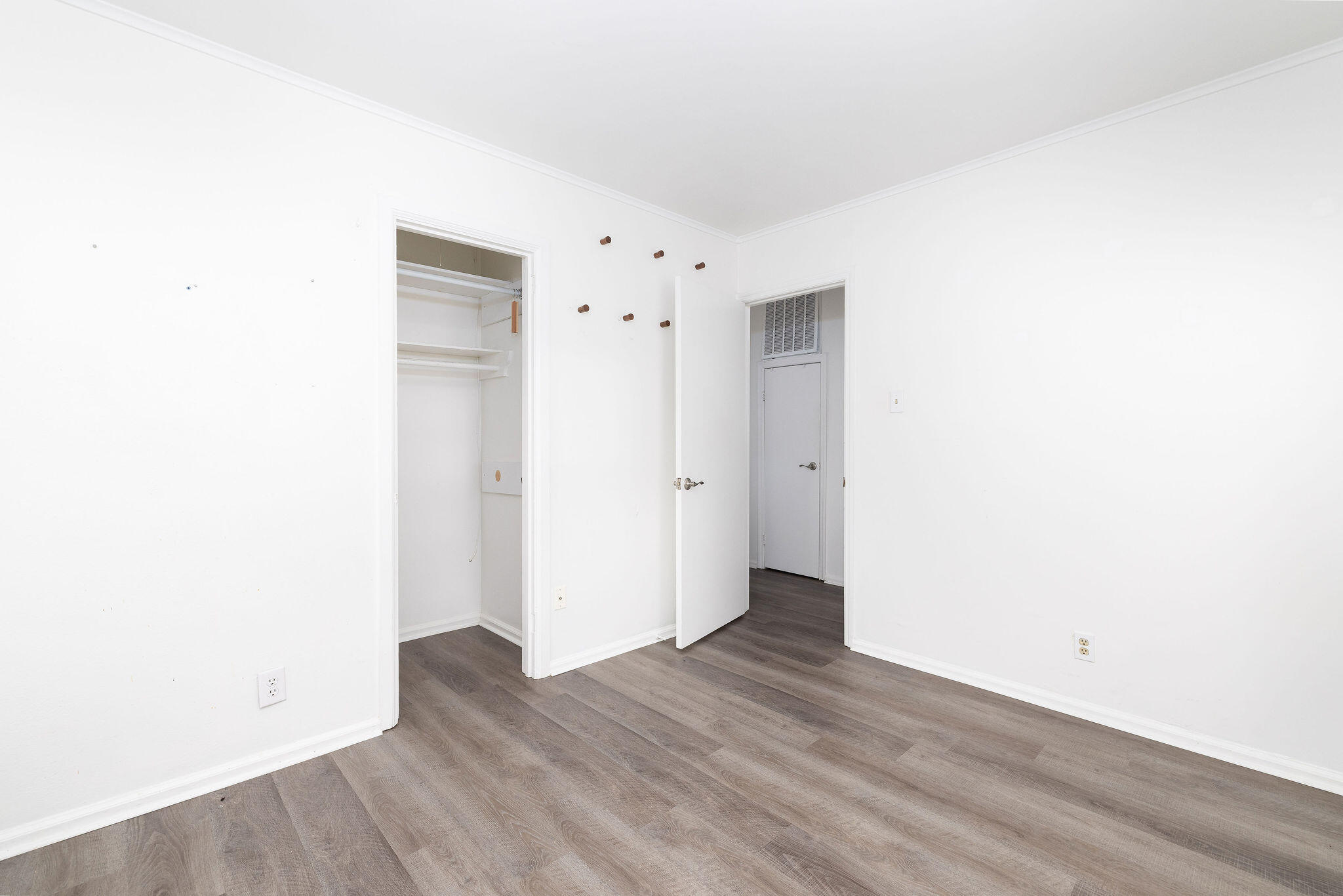 2 Ellen Avenue Mount Pleasant, SC 29464 - Photo 26 of 47 413A3468-Edit