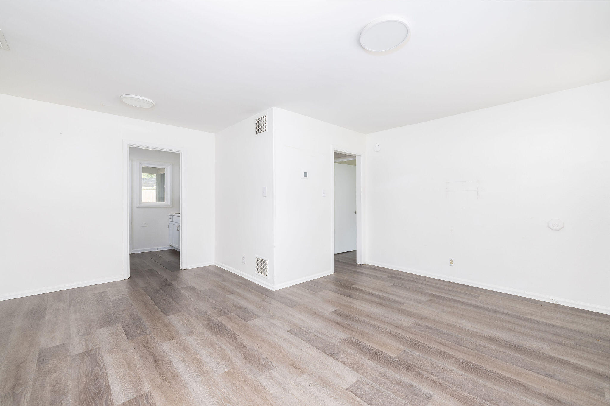 2 Ellen Avenue Mount Pleasant, SC 29464 - Photo 33 of 47 413A3440-Edit