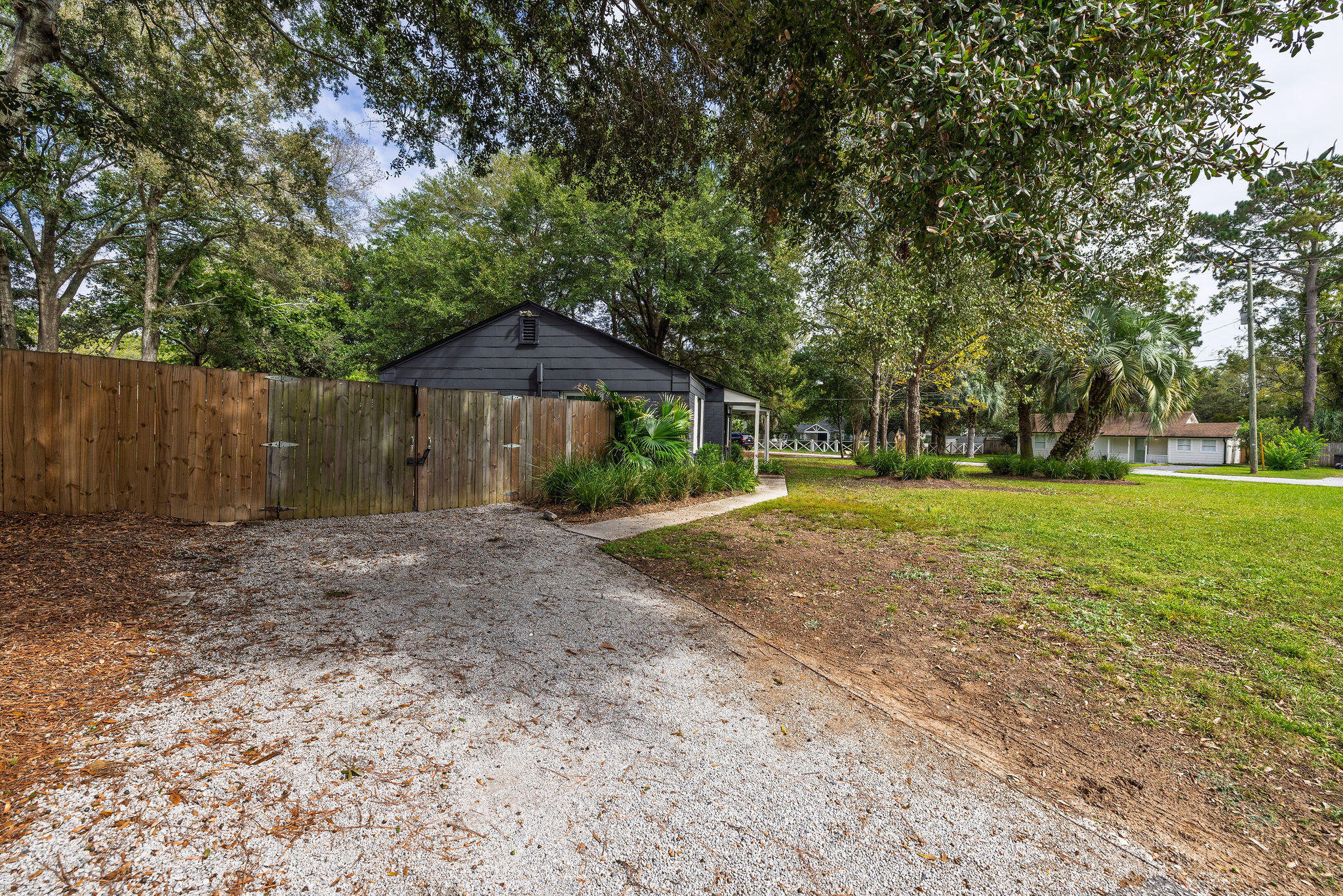 2 Ellen Avenue Mount Pleasant, SC 29464 - Photo 47 of 47 413A3239