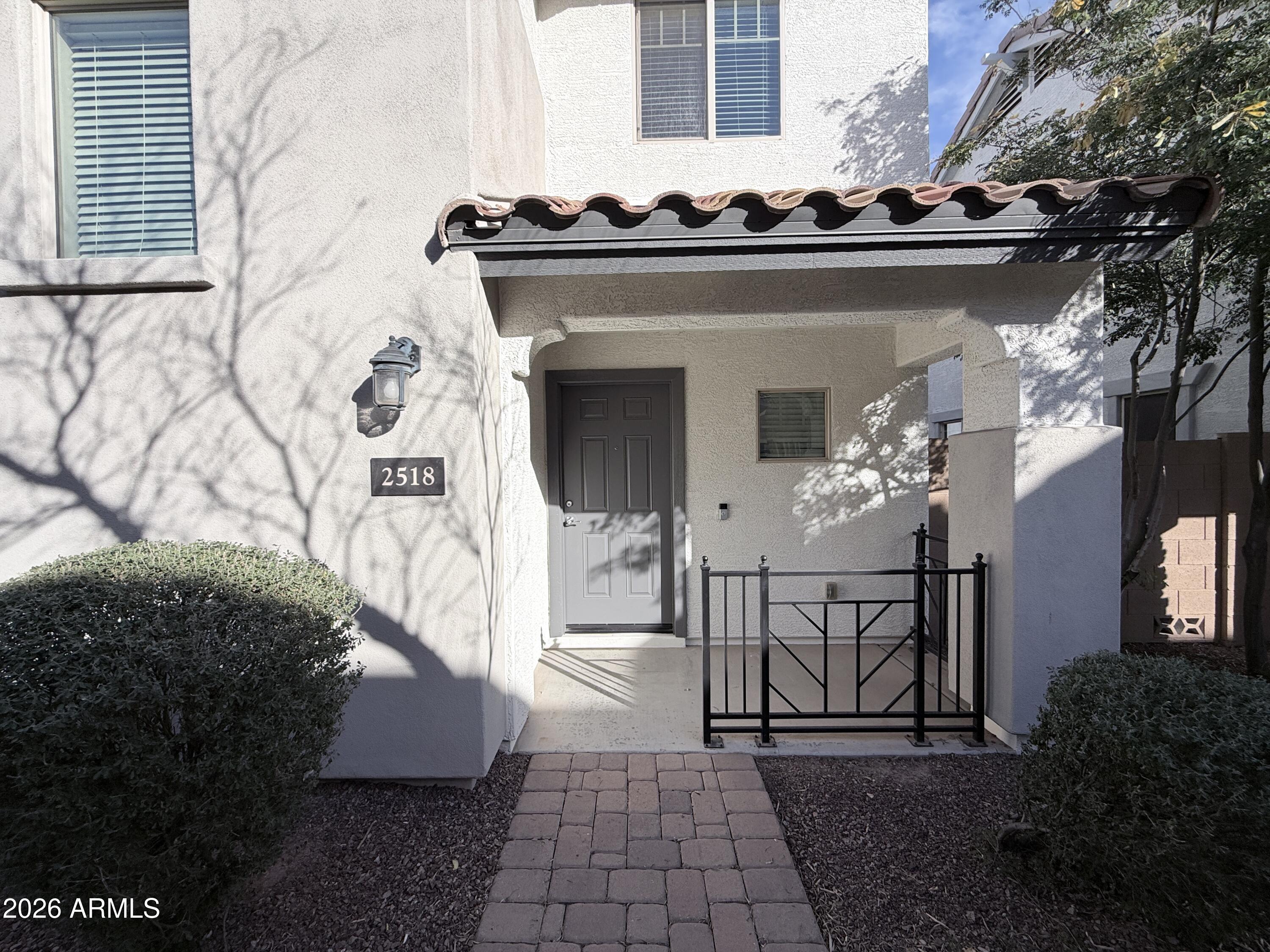 2518 East Boston Street Gilbert, AZ 85295 - Photo 3 of 24 IMG_7801