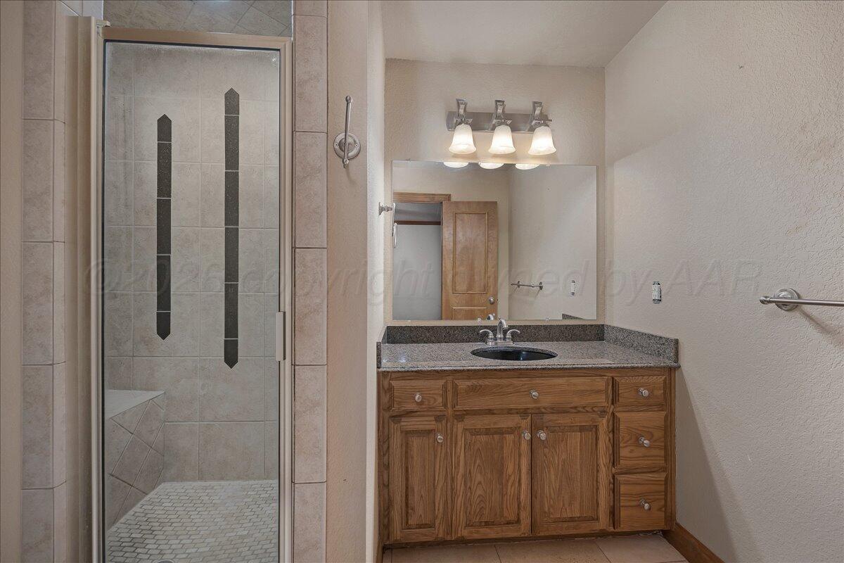 9000 Rj Drive Amarillo, TX 79119 - Photo 30 of 55 29-Bathroom 2