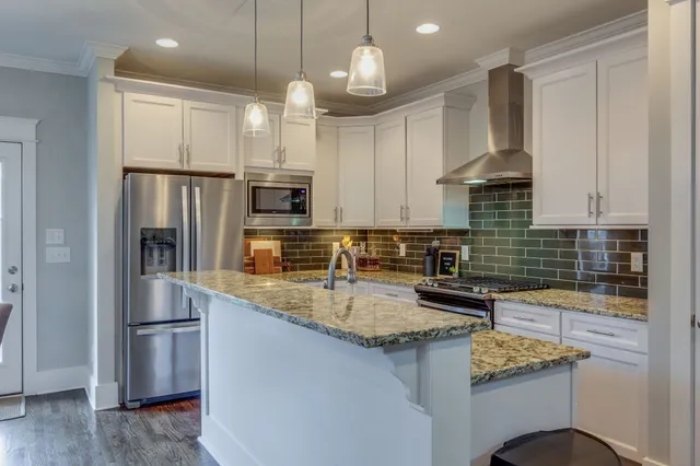 $3,700 | 5409 Louisiana Avenue, Nashville, TN 37209