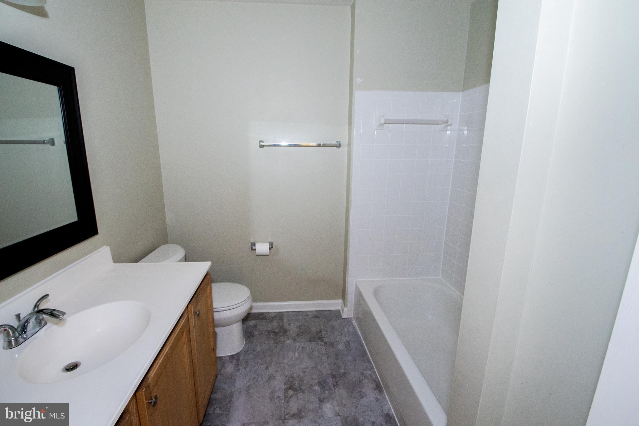 6399 Stagg Court Springfield, VA 22150 - Photo 14 of 30 Bath