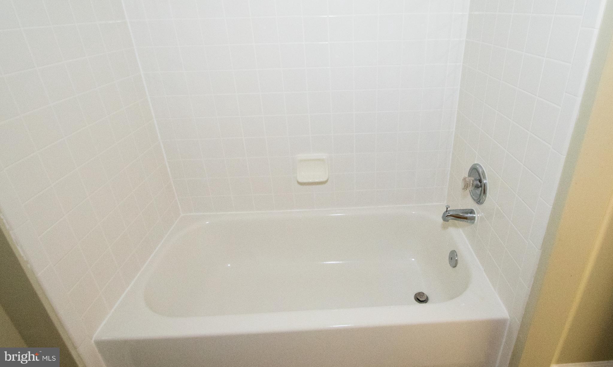 6399 Stagg Court Springfield, VA 22150 - Photo 15 of 30 Bath
