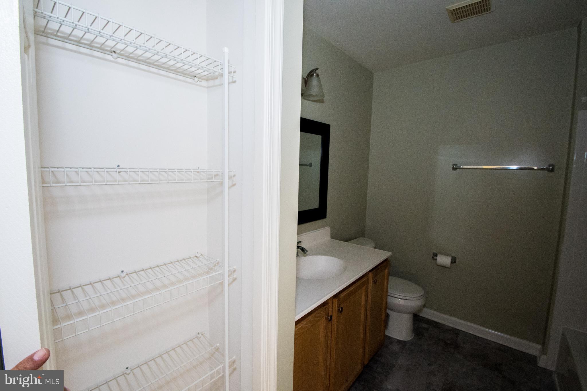 6399 Stagg Court Springfield, VA 22150 - Photo 18 of 30 Bath