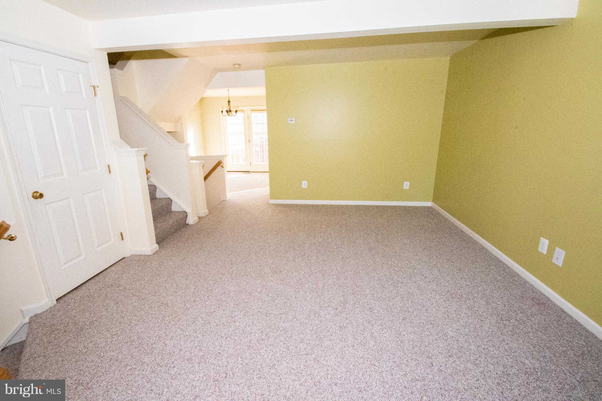 6399 Stagg Court Springfield, VA 22150 - Photo 28 of 30 Living Room