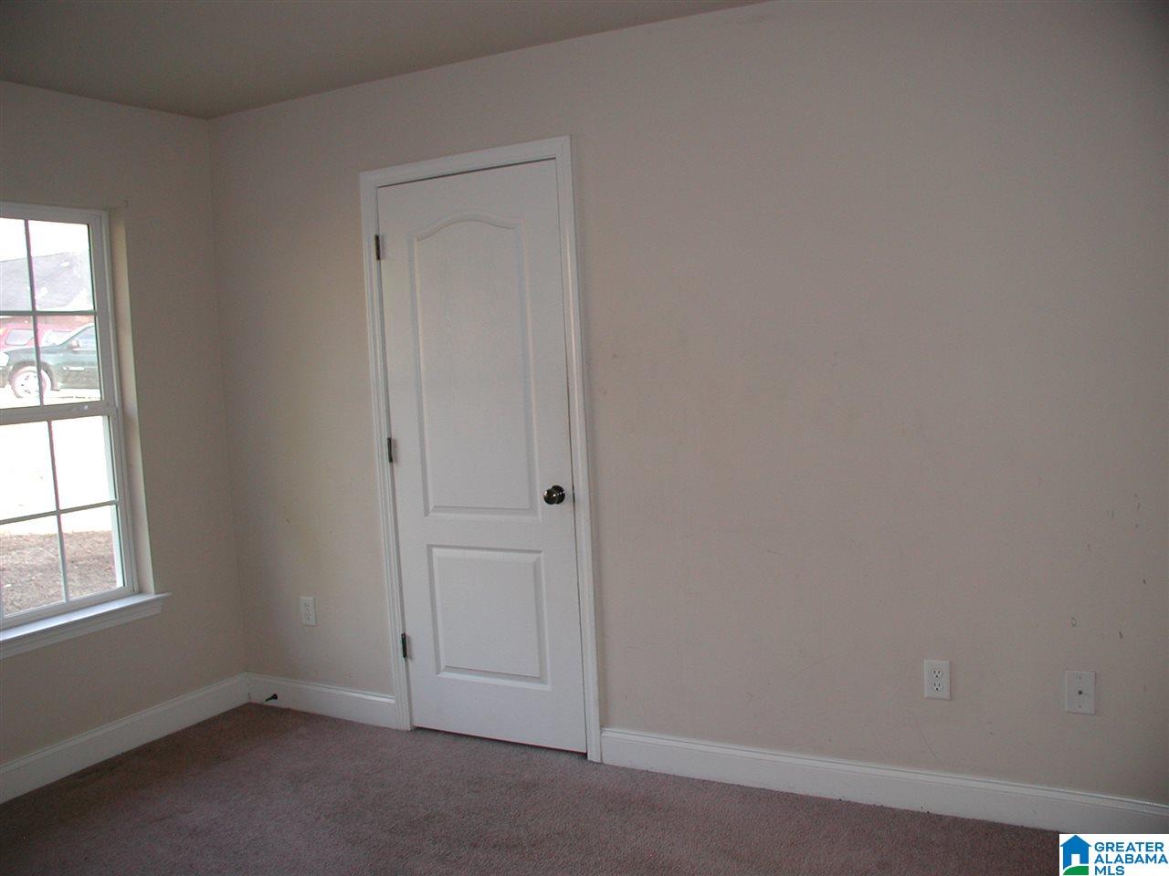 109 Ivy Trace Calera, AL 35040 - Photo 2 of 10