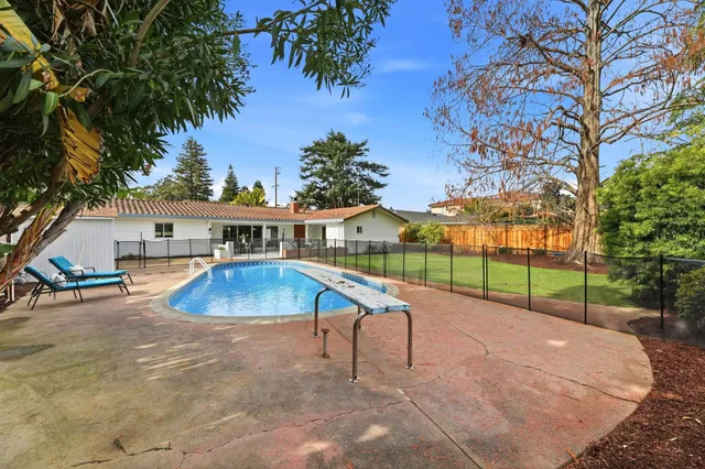 $1,879,950 | 38566 Oliver Way, Fremont, CA 94536