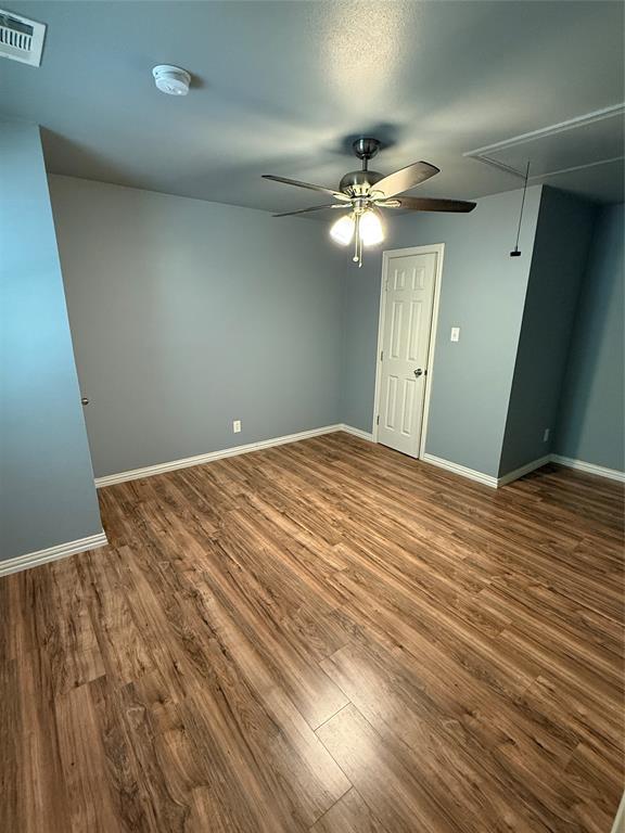 474 Needham Road Pottsboro, TX 75076 - Photo 32 of 40 a view of an empty room