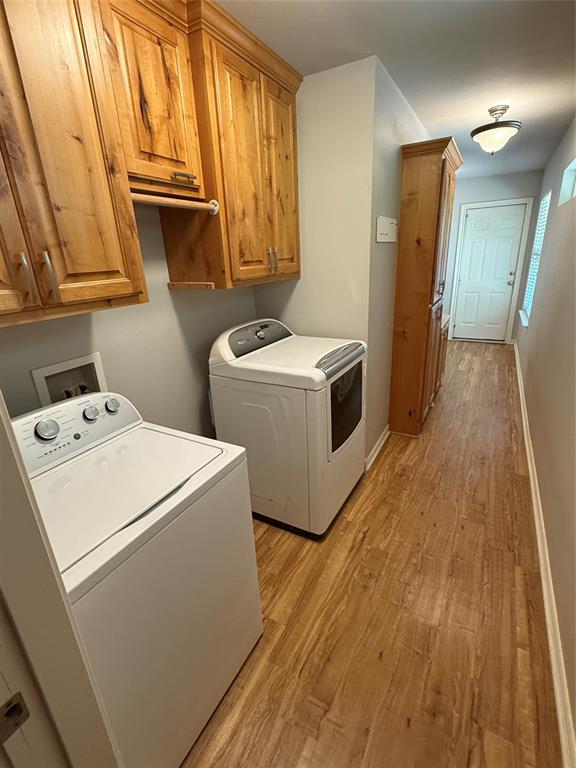 474 Needham Road Pottsboro, TX 75076 - Photo 33 of 40 a utility room with dryer and washer