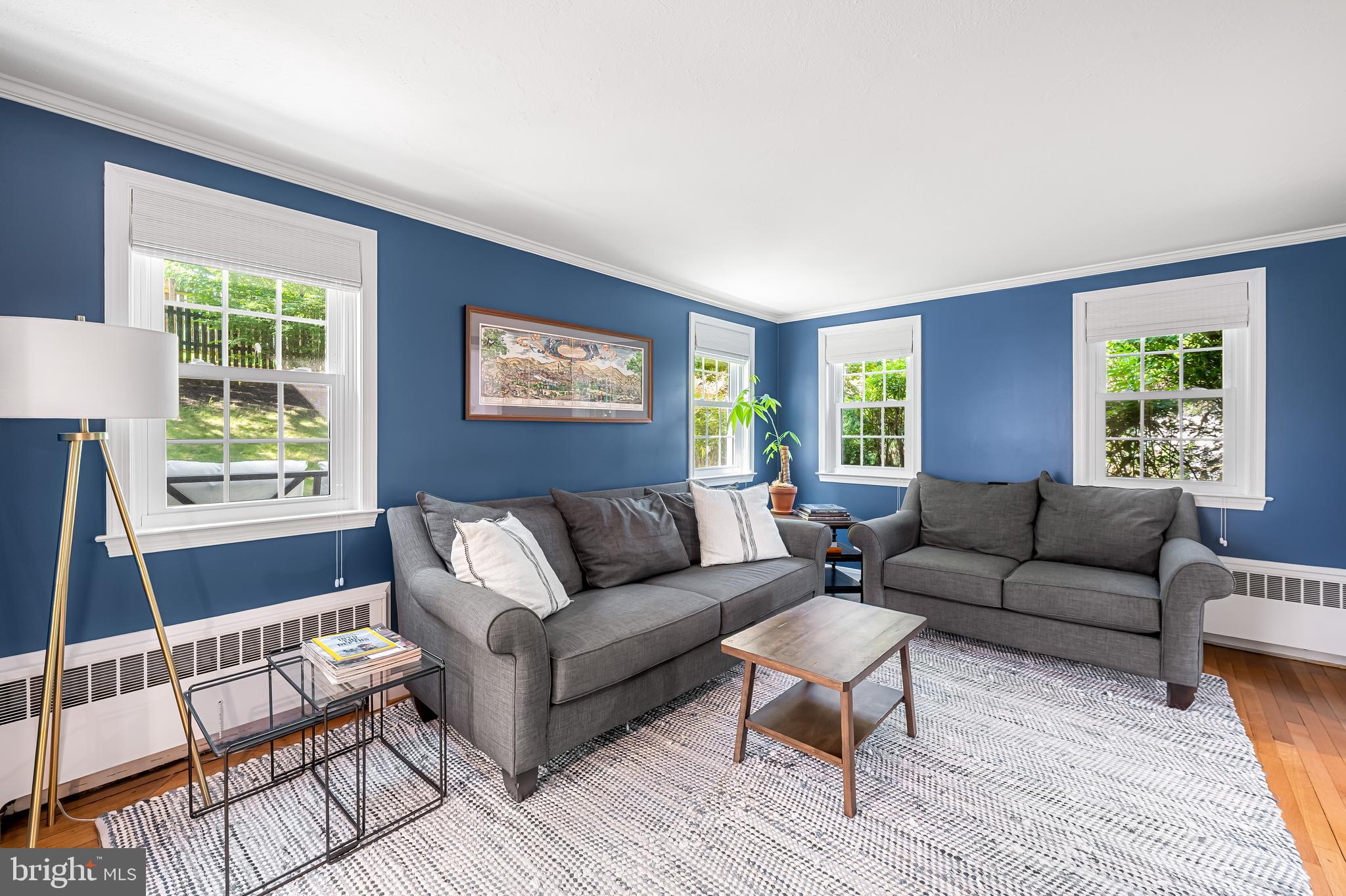 515 Yarmouth Road Baltimore, MD 21286 - Photo 11 of 44 a living room with furniture and a window