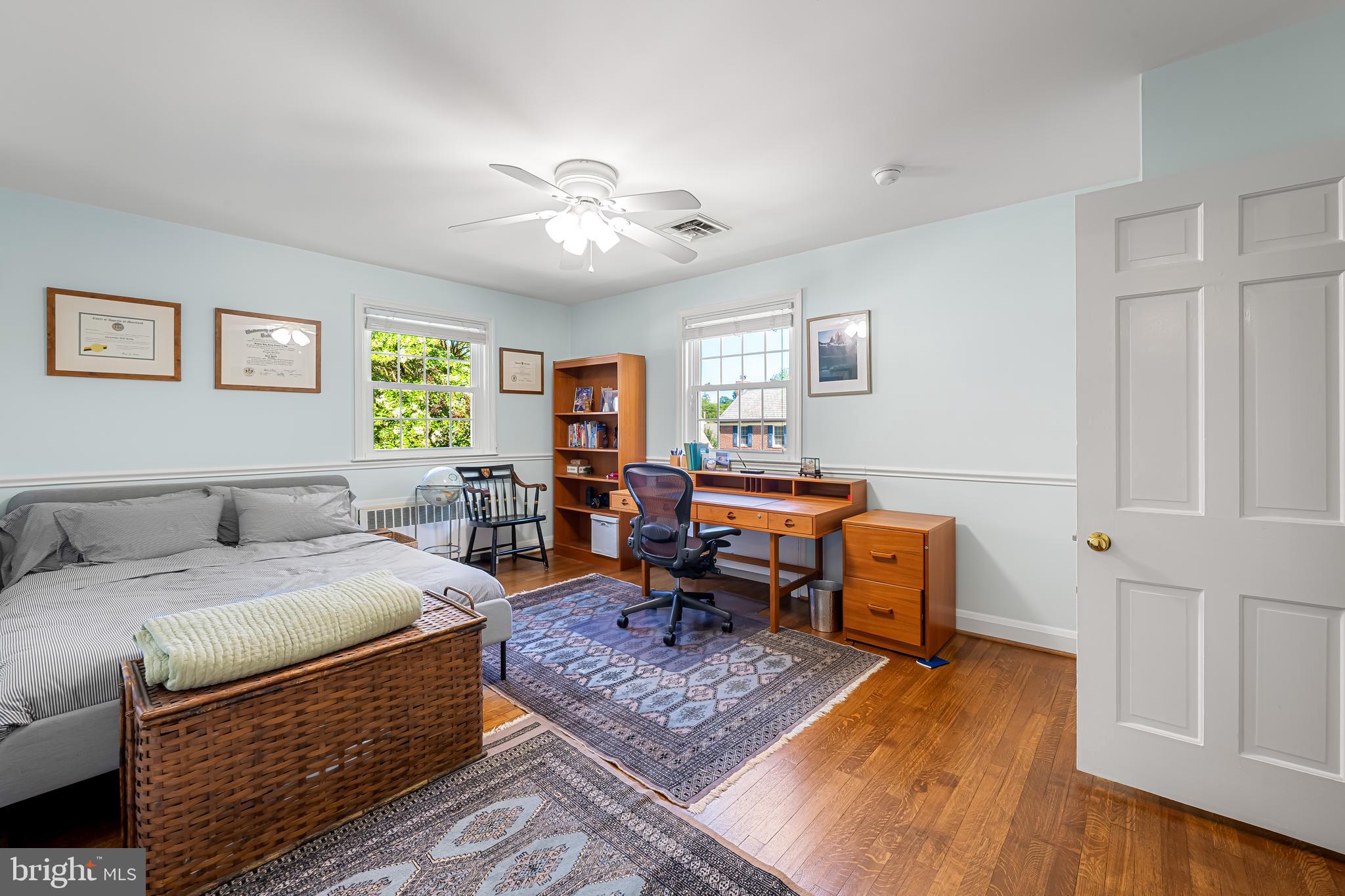 515 Yarmouth Road Baltimore, MD 21286 - Photo 23 of 44 a living room with furniture and a wooden floor