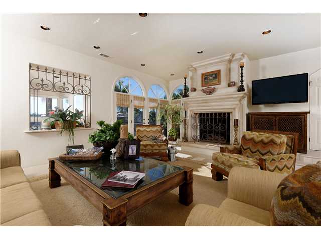 15906 Via Pato Rancho Santa Fe, CA 92067 - Photo 4 of 13 Gallery Image 4