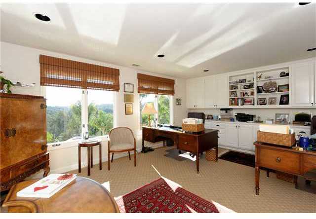 15906 Via Pato Rancho Santa Fe, CA 92067 - Photo 5 of 13 Gallery Image 5