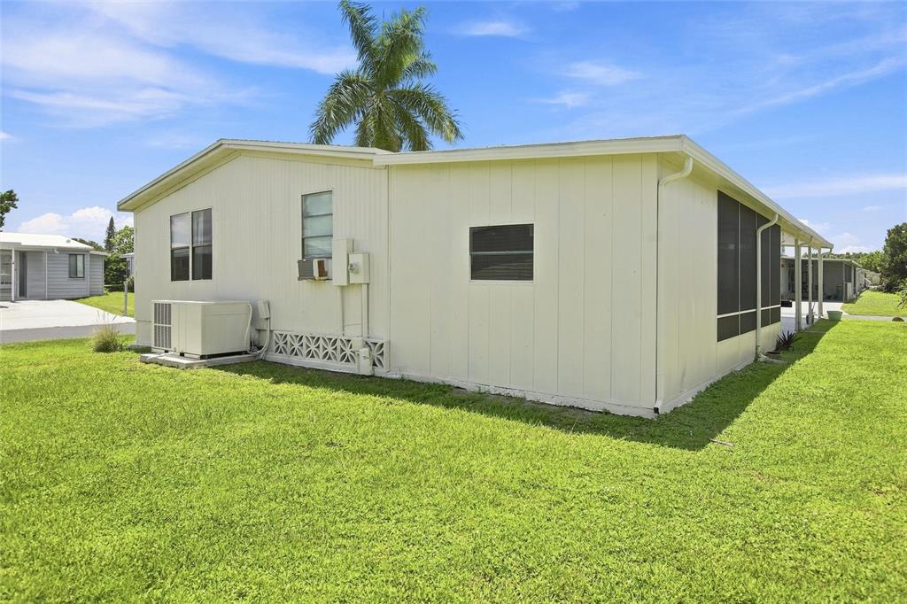 252 Loon Lane, Unit 252 Naples, FL 34114 - Photo 49 of 69 Gallery Image 49