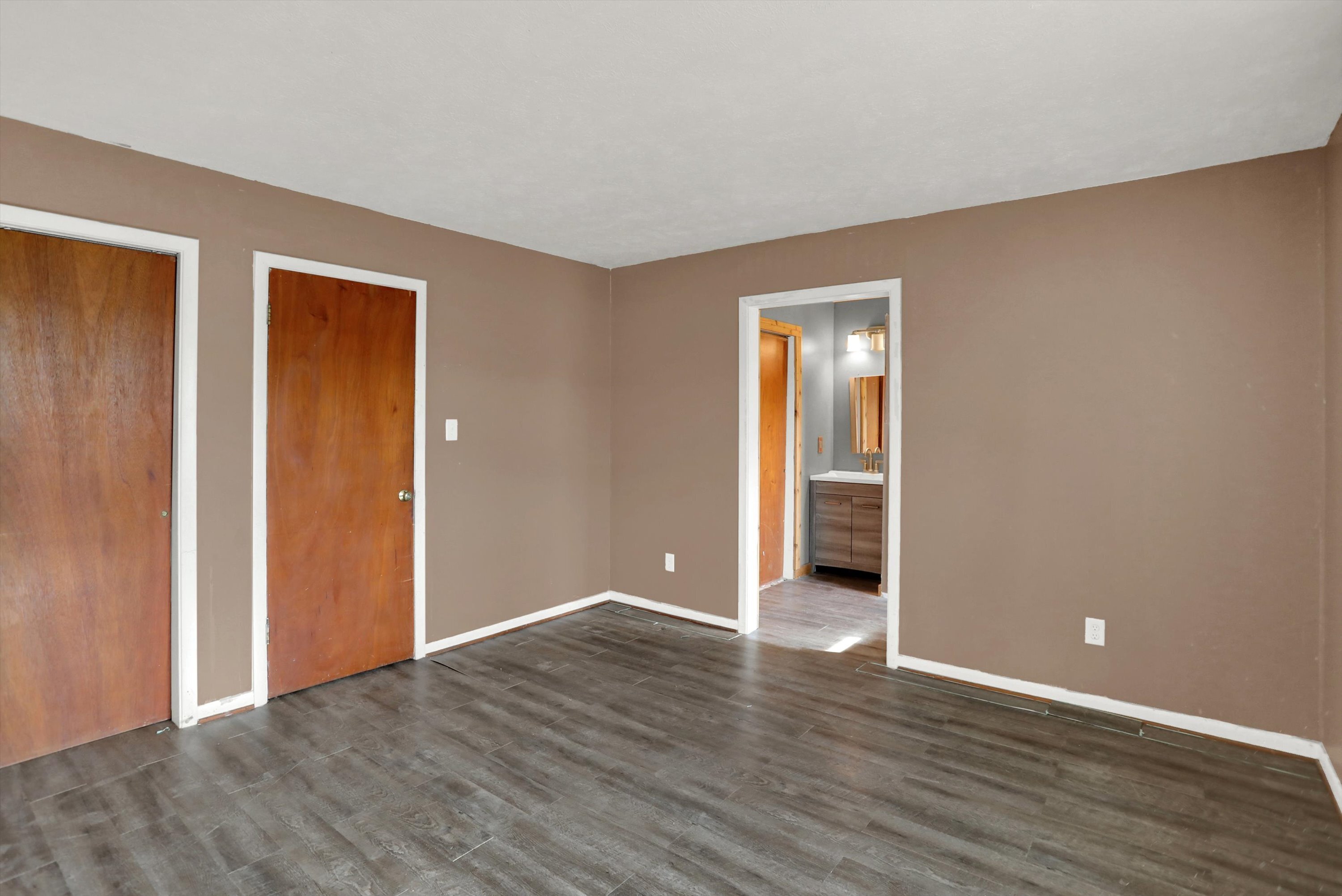 9250 Brookville Road Indianapolis, IN 46239 - Photo 15 of 29 Gallery Image 15