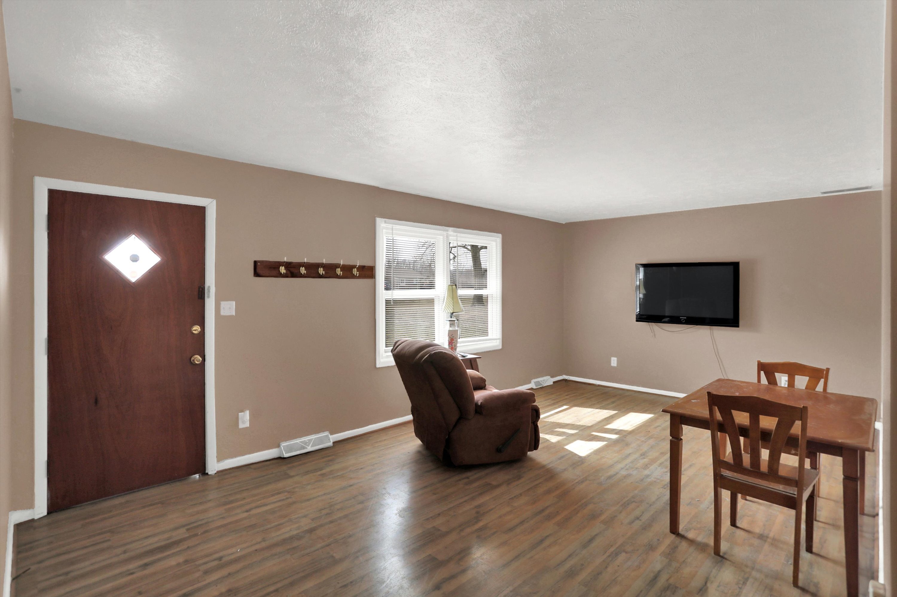 9250 Brookville Road Indianapolis, IN 46239 - Photo 4 of 29 Gallery Image 4