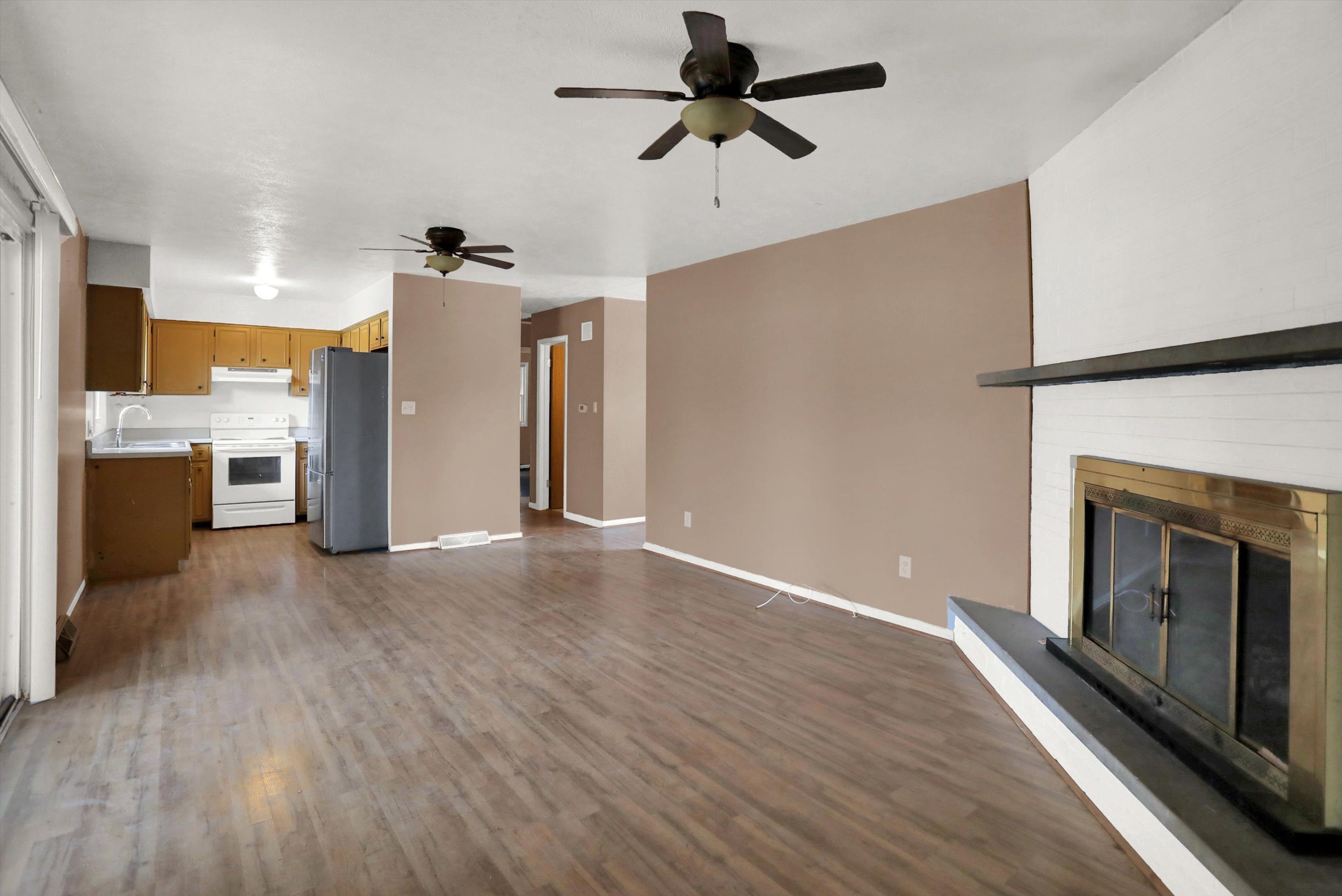 9250 Brookville Road Indianapolis, IN 46239 - Photo 8 of 29 Gallery Image 8