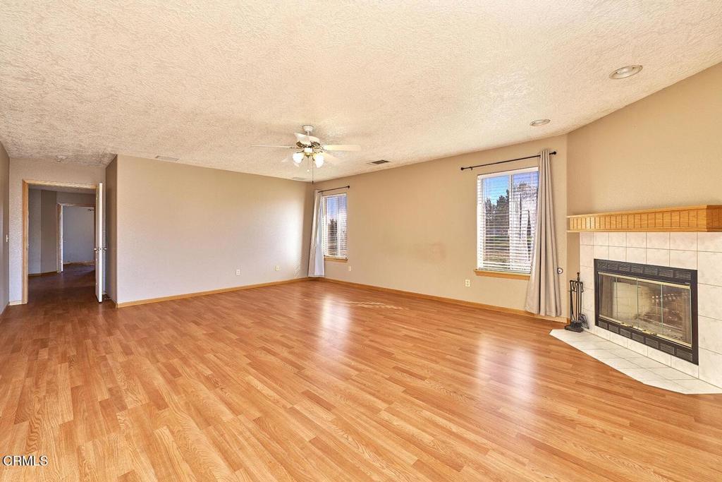 7176 Cataba Road Oak Hills, CA 92344 - Photo 18 of 55 12