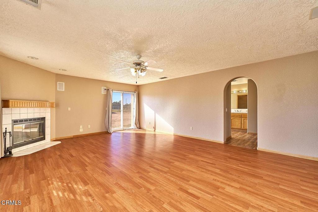 7176 Cataba Road Oak Hills, CA 92344 - Photo 19 of 55 13