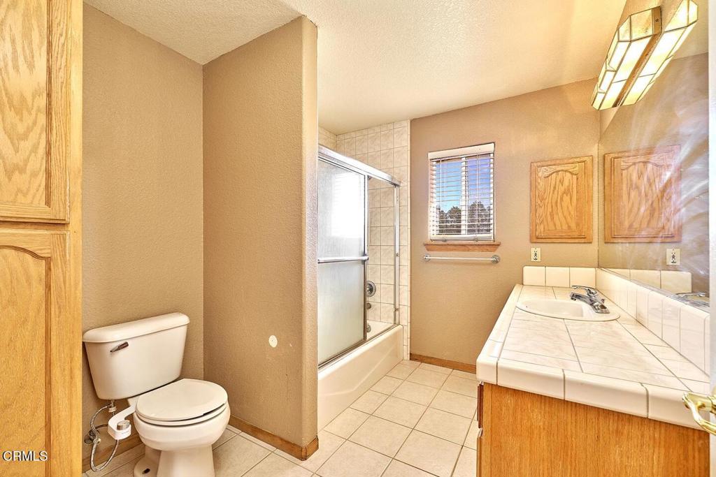 7176 Cataba Road Oak Hills, CA 92344 - Photo 26 of 55 20