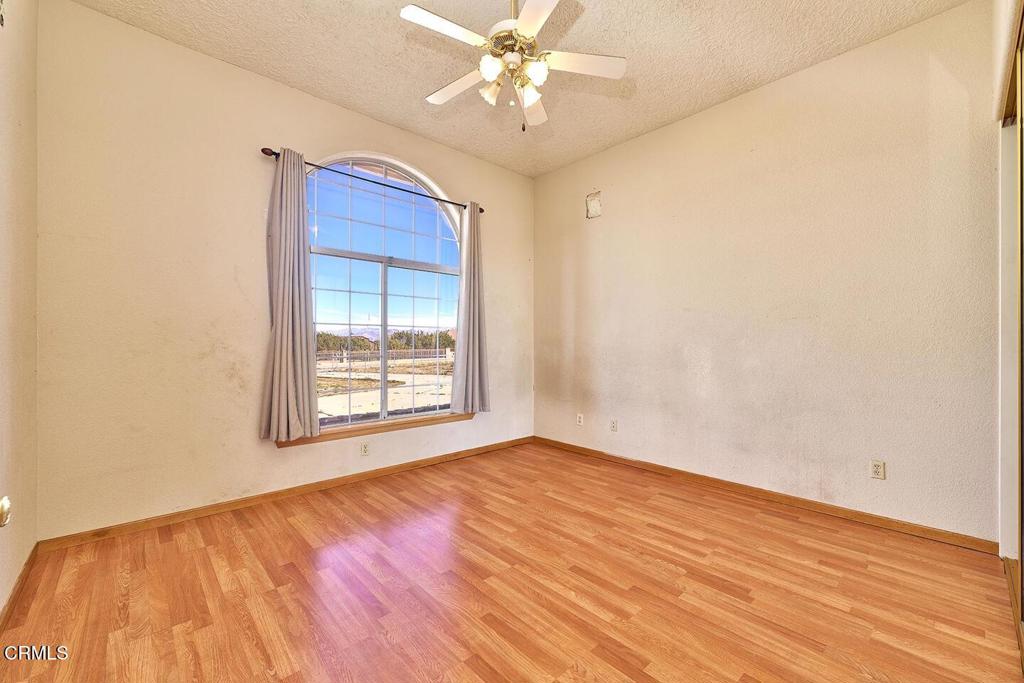 7176 Cataba Road Oak Hills, CA 92344 - Photo 29 of 55 23