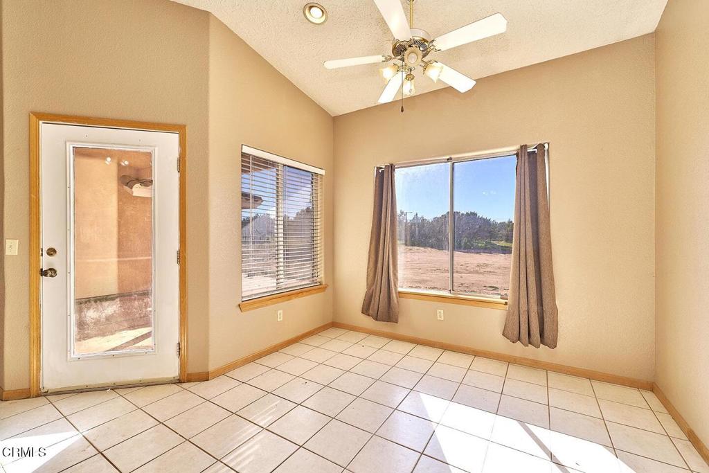 7176 Cataba Road Oak Hills, CA 92344 - Photo 33 of 55 27