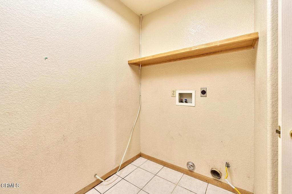 7176 Cataba Road Oak Hills, CA 92344 - Photo 10 of 55 4