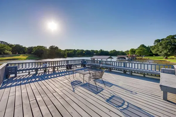 $699,000 | 186 Bushwhacker Drive, Mabank, TX 75156