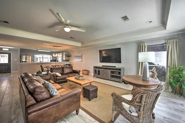 $699,000 | 186 Bushwhacker Drive, Mabank, TX 75156