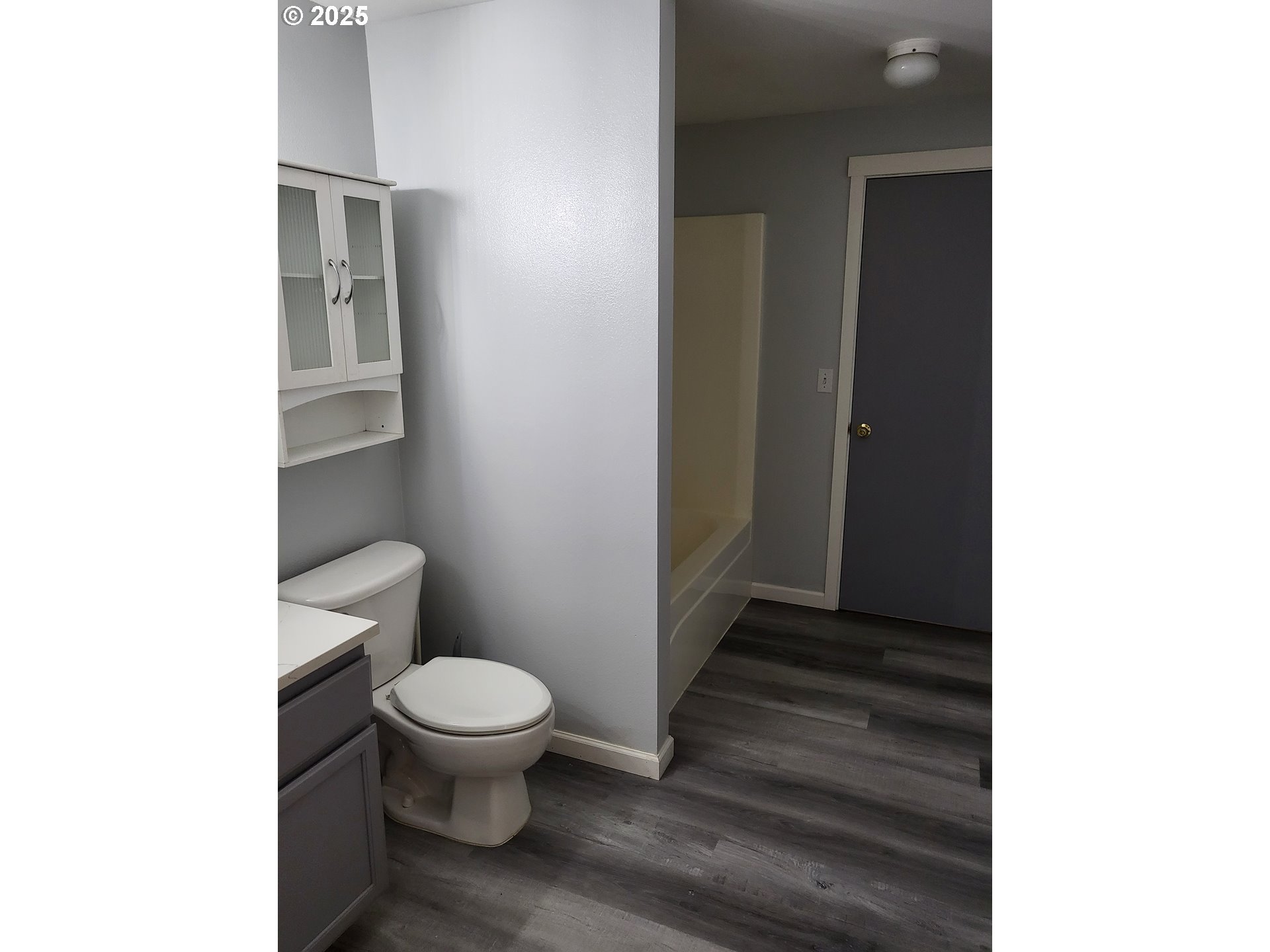 32141 Southeast Mally Road Gresham, OR 97080 - Photo 12 of 36 a bathroom with a toilet and a sink