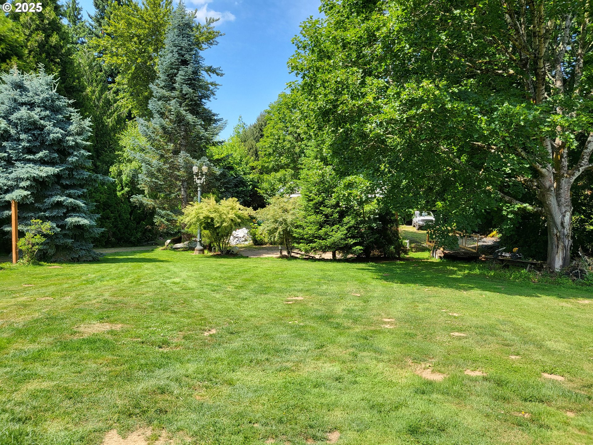 32141 Southeast Mally Road Gresham, OR 97080 - Photo 31 of 36 a view of yard with green space