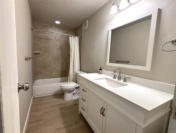 $2,200 | 12841 Orion Court, Willis, TX 77318