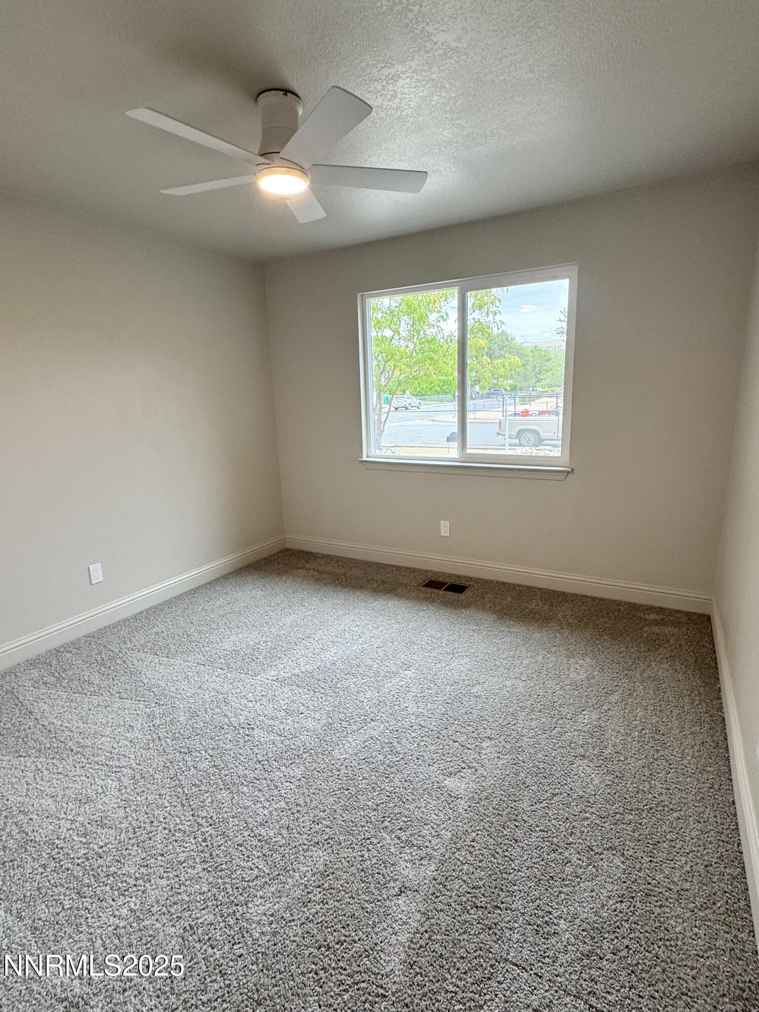 901 Rolando Way Carson City, NV 89701 - Photo 13 of 24 IMG_5484