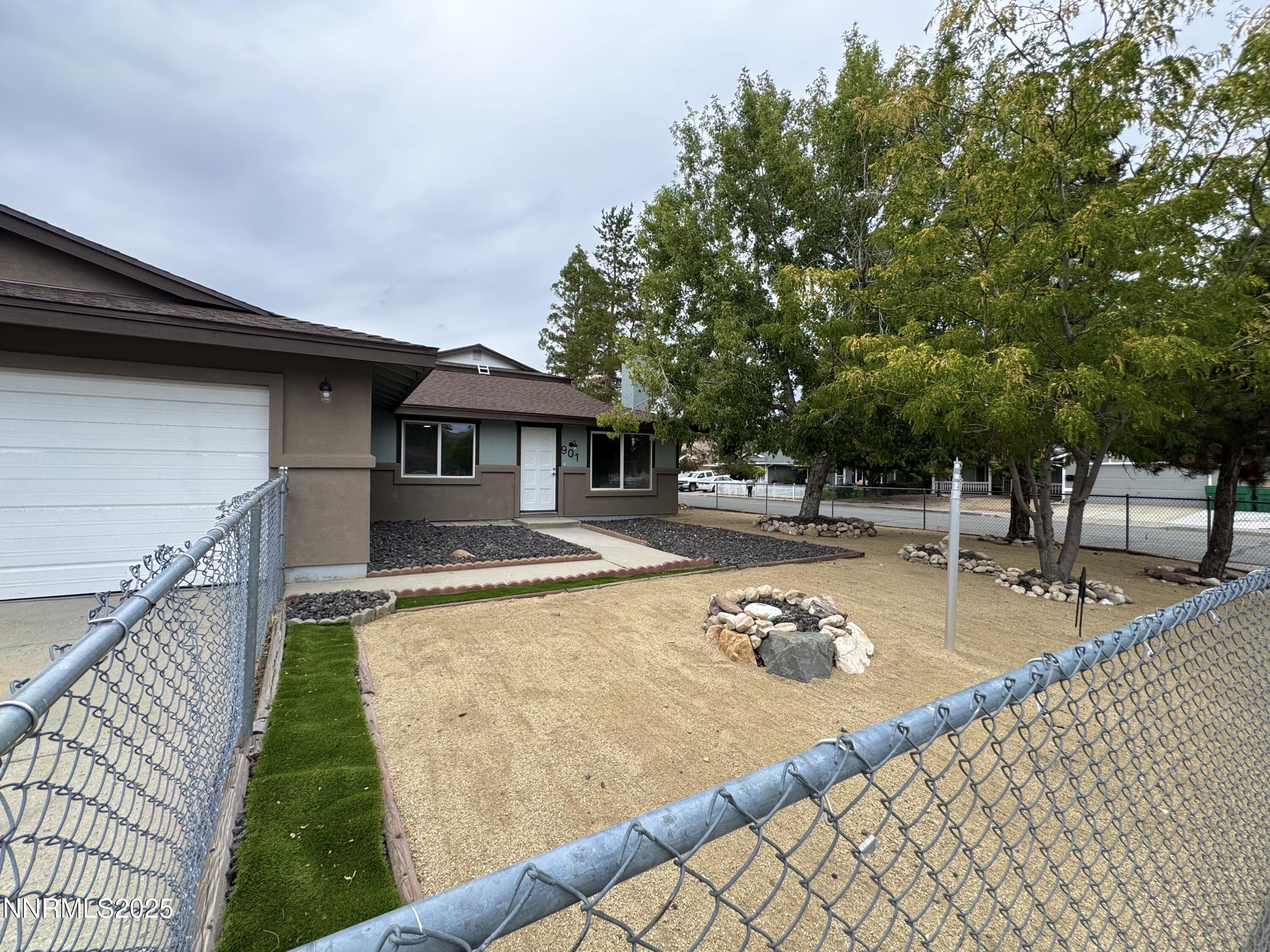 901 Rolando Way Carson City, NV 89701 - Photo 2 of 24 IMG_5500