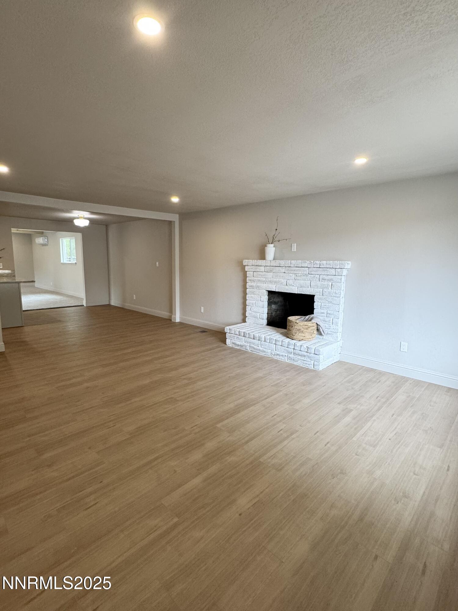 901 Rolando Way Carson City, NV 89701 - Photo 3 of 24 IMG_5479