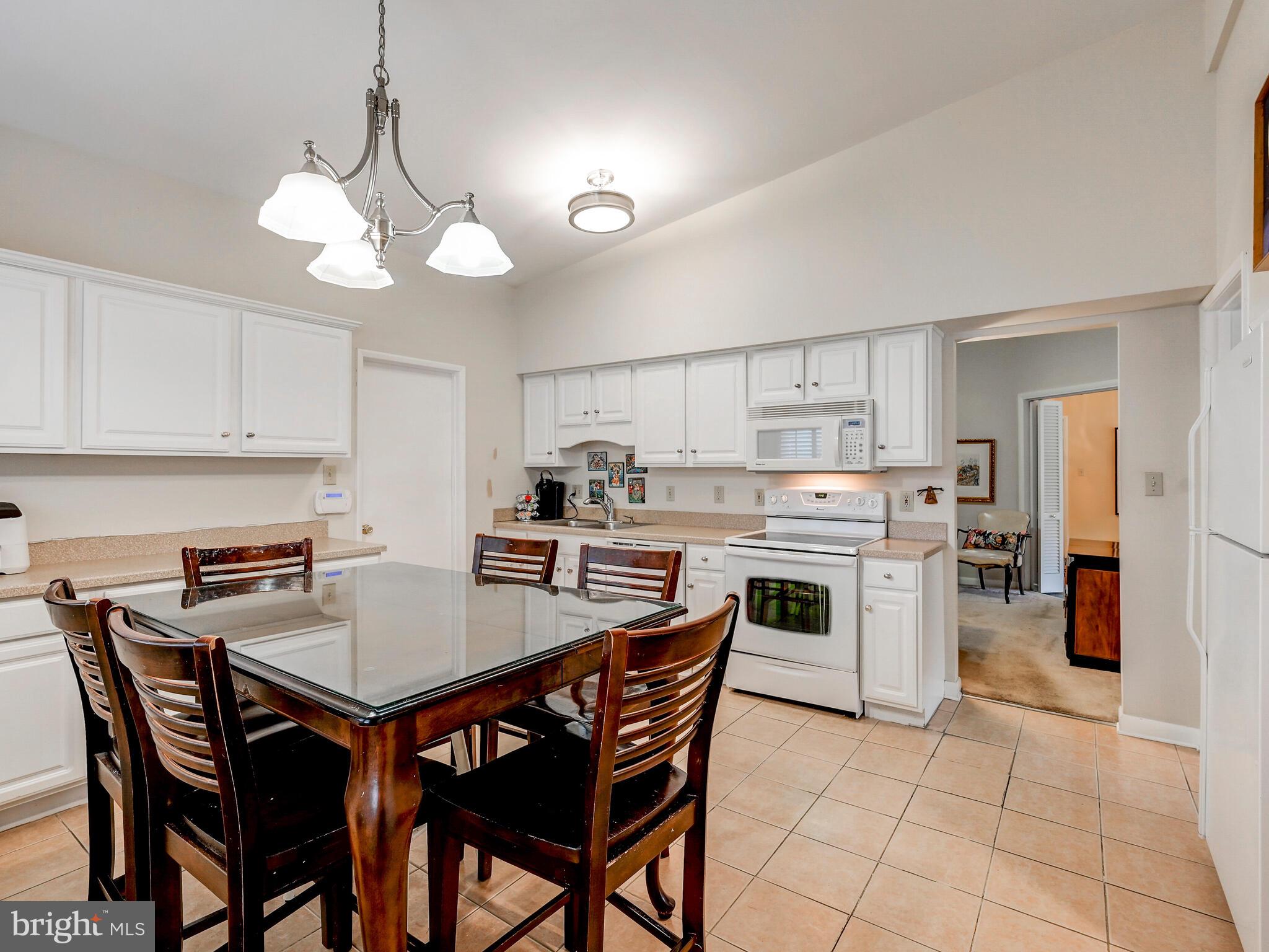 3411 Terrapin Road Pikesville, MD 21208 - Photo 19 of 35 KITCHEN