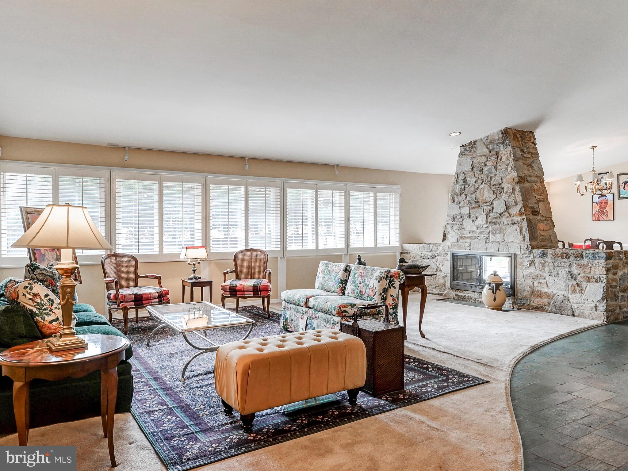 3411 Terrapin Road Pikesville, MD 21208 - Photo 10 of 35 LIVING ROOM #3