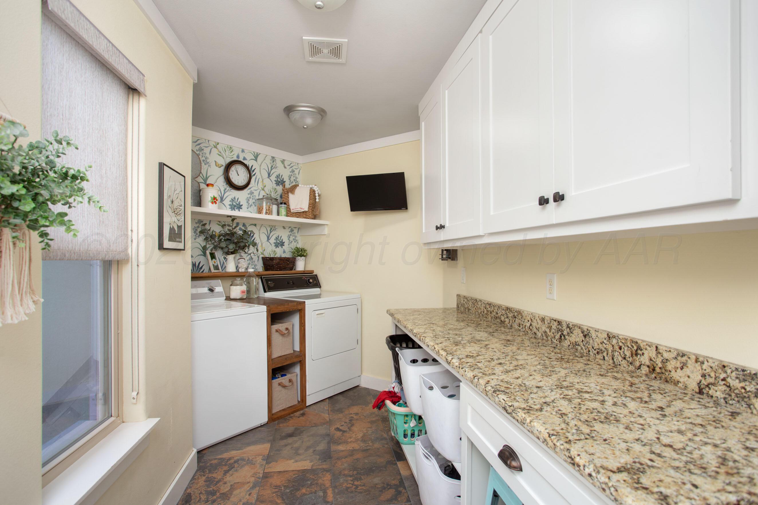 13341 Wandering Road Amarillo, TX 79118 - Photo 45 of 57 Laundry Room
