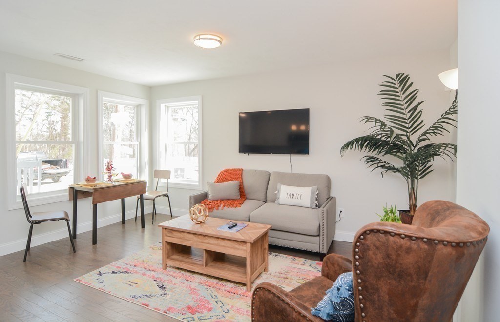 10 Lewis Road, Unit 29 Bedford, MA 01730 - Photo 6 of 12 Gallery Image 6