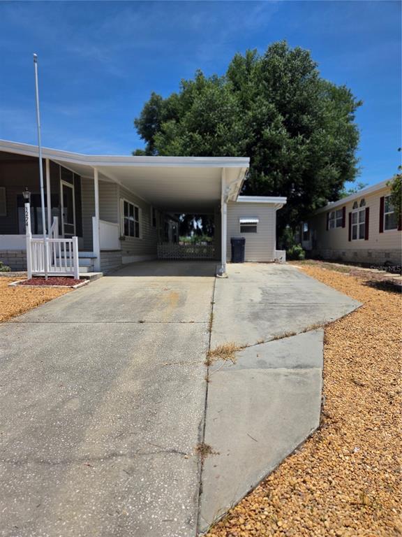 3224 Manatee Road Tavares, FL 32778 - Photo 2 of 27