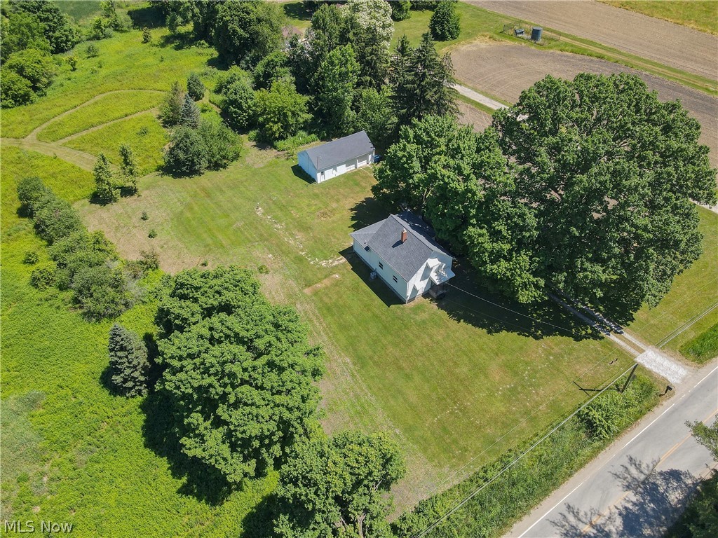 2077 Wright Road Akron, OH 44320 - Photo 32 of 35