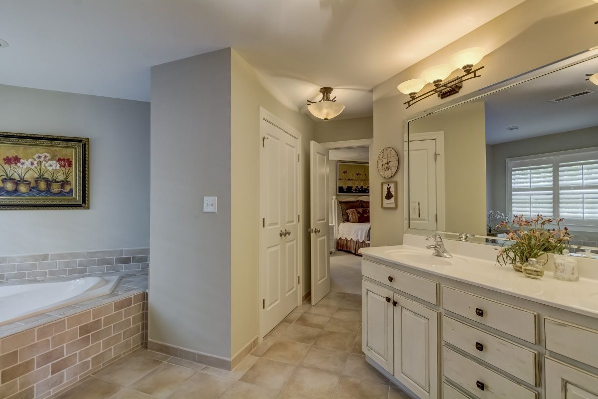 2005 Carrbridge Way Raleigh, NC 27615 - Photo 14 of 25 Photo 14