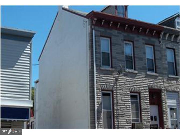 645 North 10th Street Reading, PA 19604 - Photo 1 of 4