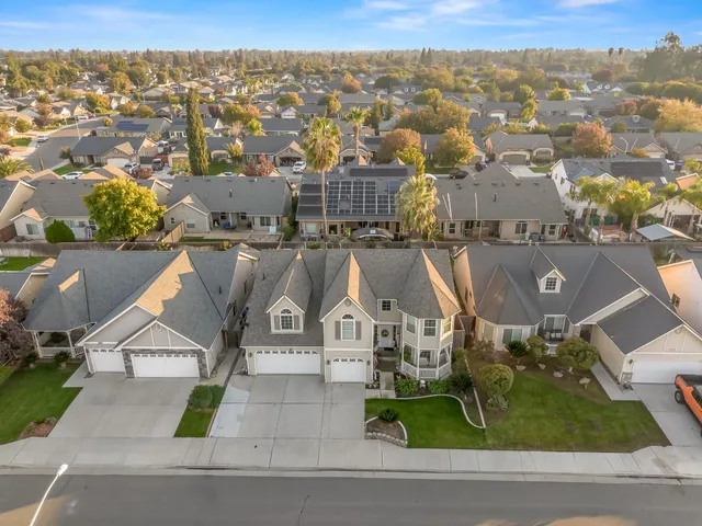 $540,000 | 4667 West Amherst Avenue, Fresno, CA 93722