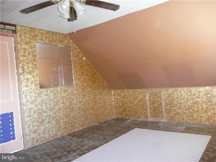 28 Idolstone Road Levittown, PA 19057 - Photo 11 of 16 Gallery Image 11
