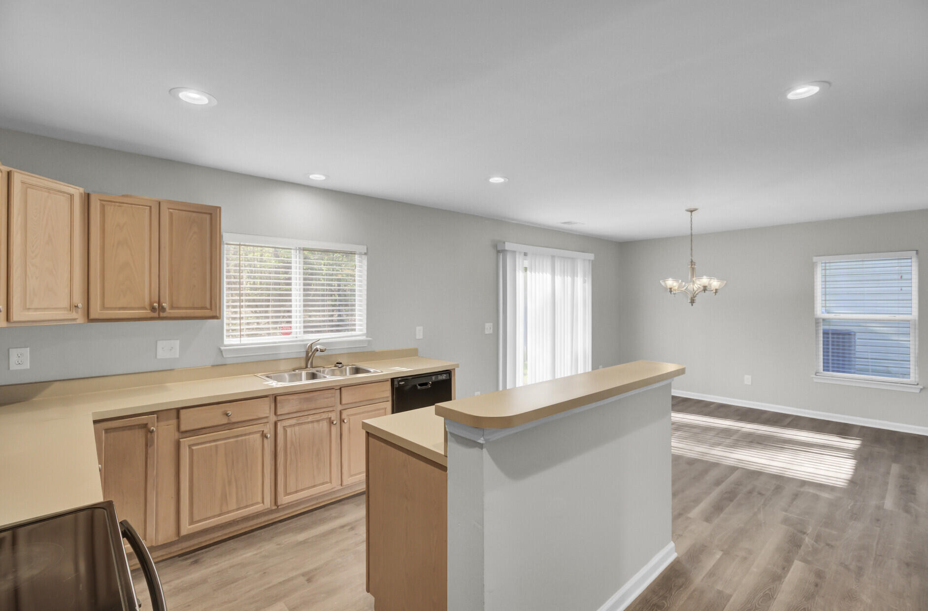 214 Chemistry Circle Ladson, SC 29456 - Photo 9 of 24 10_12_mls