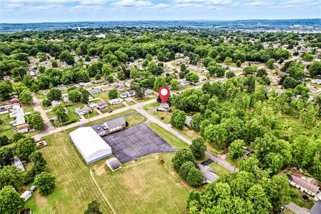 1471 George Street Hermitage, PA 16148 - Photo 14 of 49 a view of a lush green field