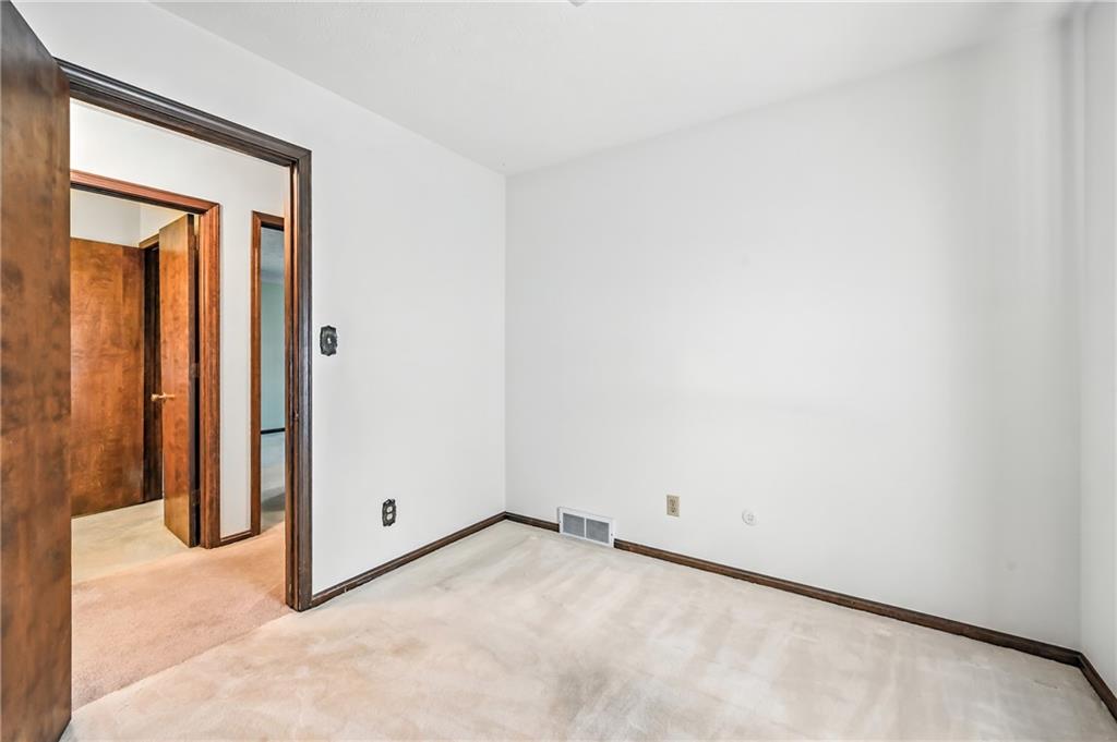 1471 George Street Hermitage, PA 16148 - Photo 38 of 49 a view of a room with a hallway